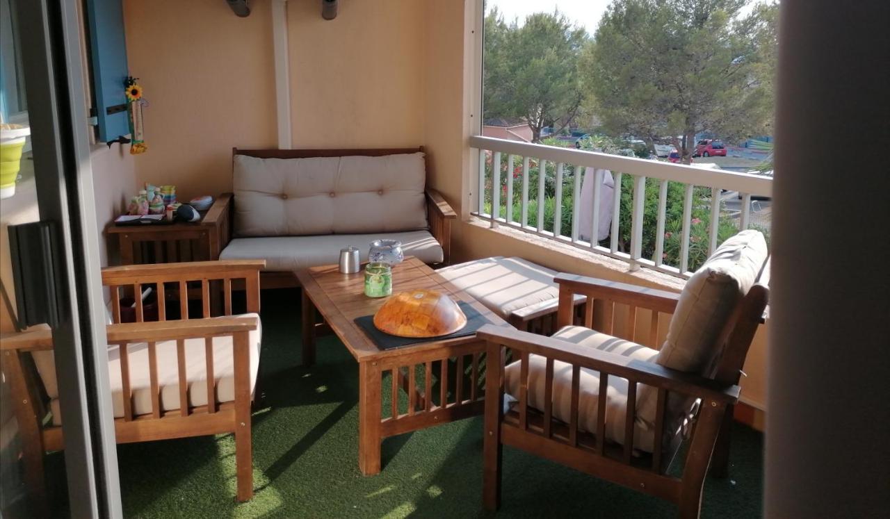 Appartement Au Lagon Bleu A Frejus, Garage, Tennis & Piscine 1200 M2 ภายนอก รูปภาพ